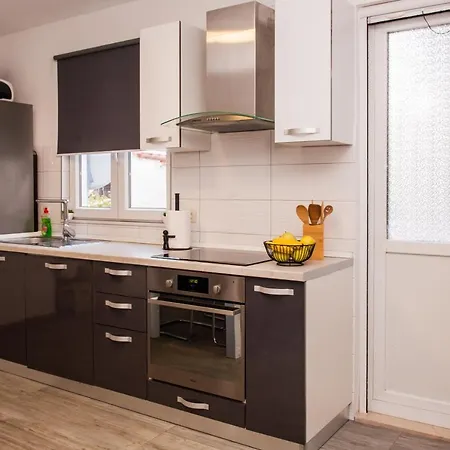 Appartamento Miki - City Center With Large Balcony