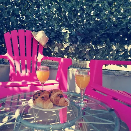 Miki - City Center With Large Balcony *